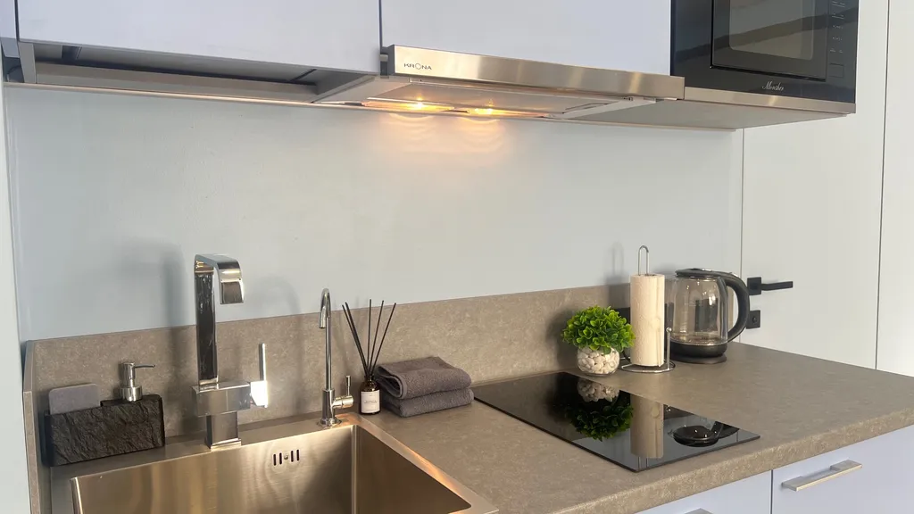 Апартаменты у Часовой башни голубые