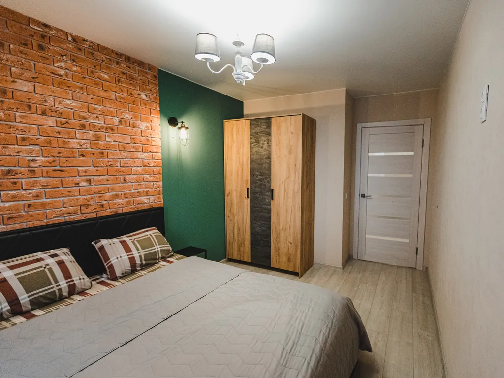 Евро-2 Апартаменты Есенин Smart