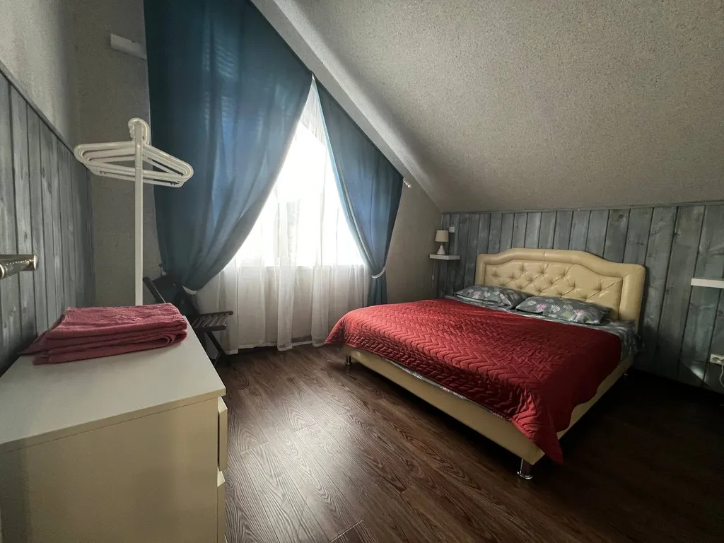 6-комнатный Дом