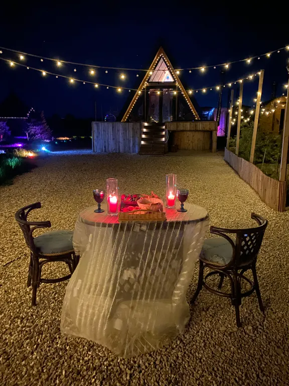 Домик а фрейм для круглогодичного отдыха с джакузи и баней