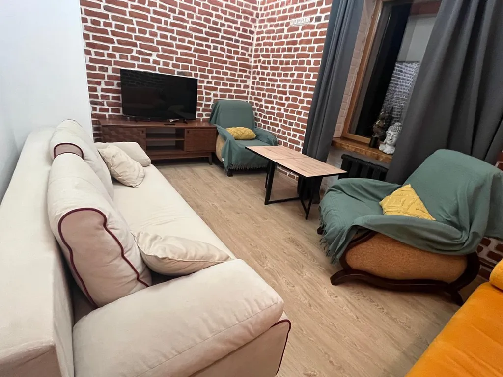 Апартамент Логово Румс