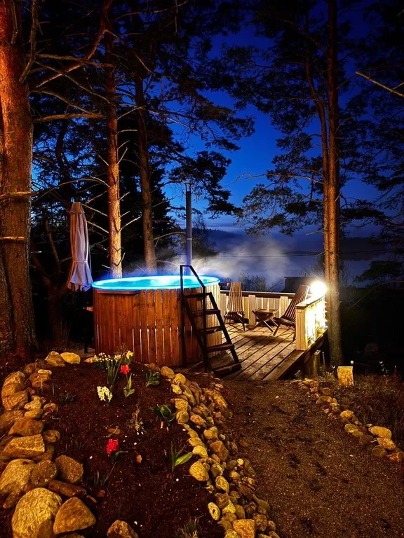 Гостевой дом с сауной и купелью на берегу Ладожского озера