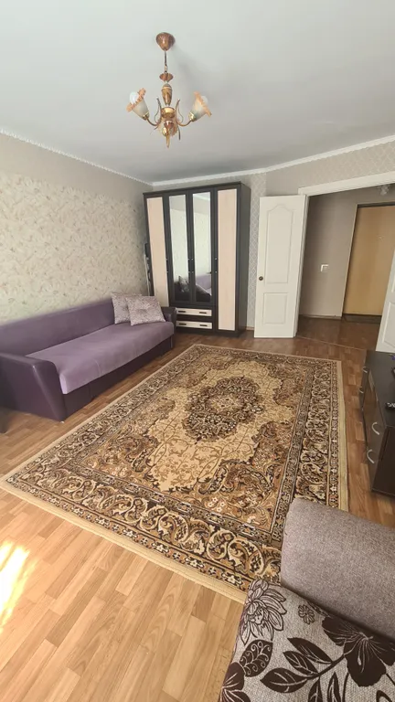 Рядом с центром