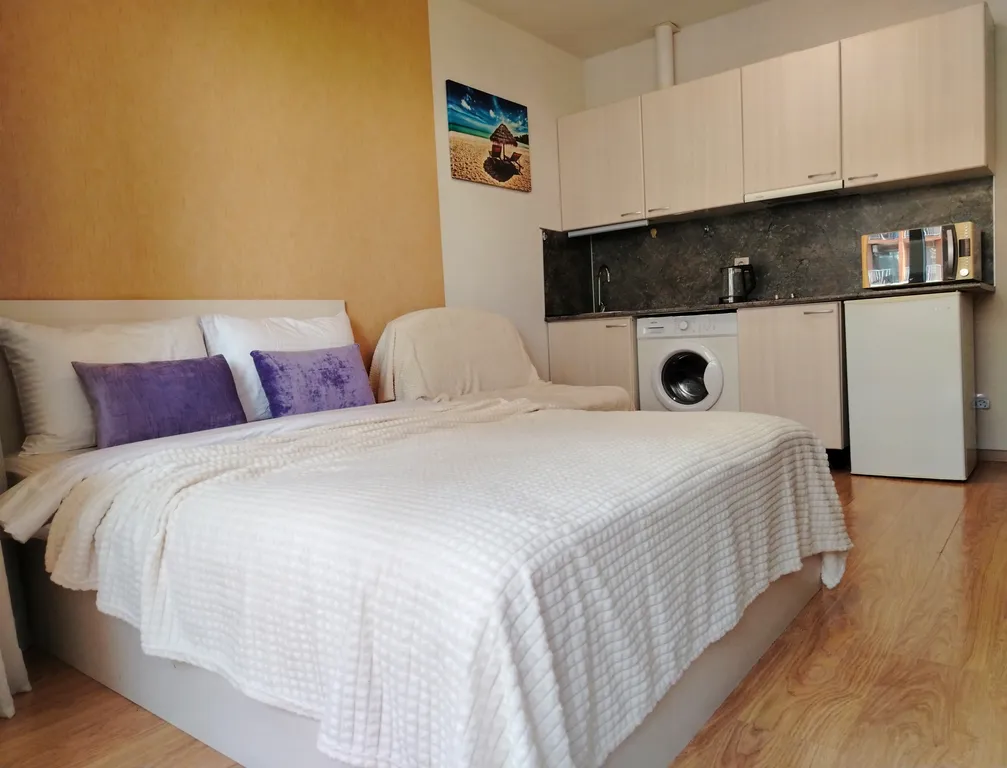 Plum-studio Alliance Apartments