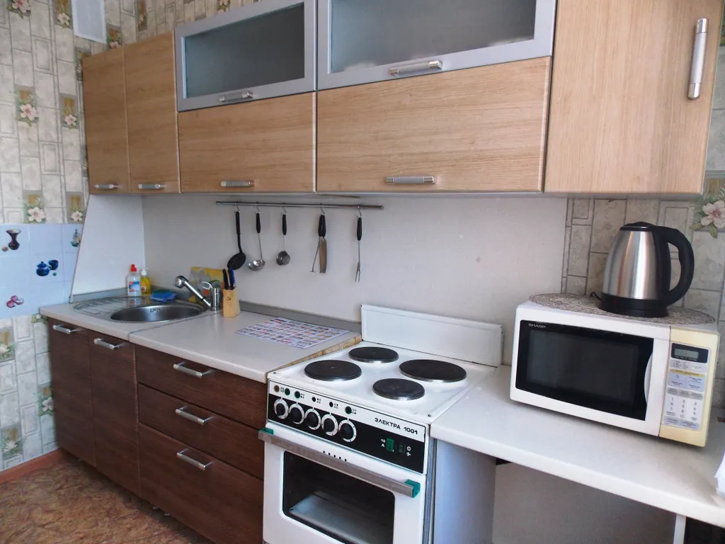 Уютная квартира рядом с ТРК Алмаз