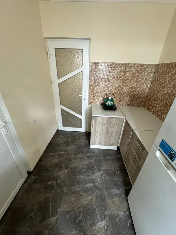 1 комнатная квартира со своим двориком недалеко от моря