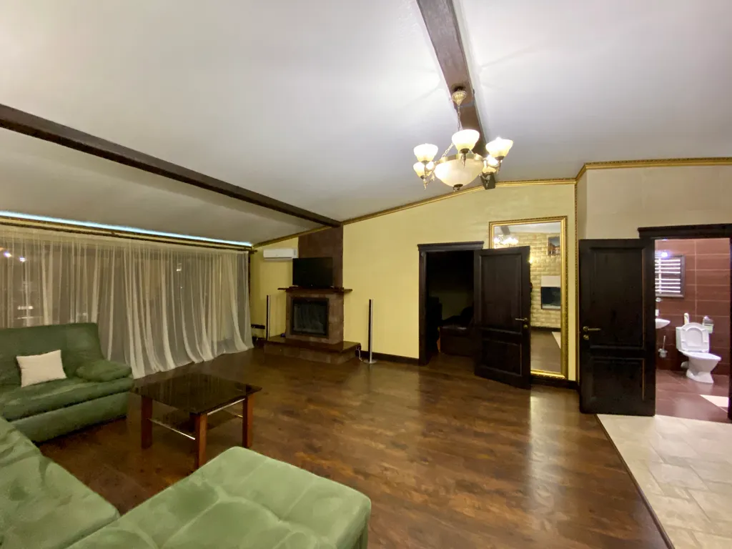 Двухуровневый пентхаус с панорамой на горы