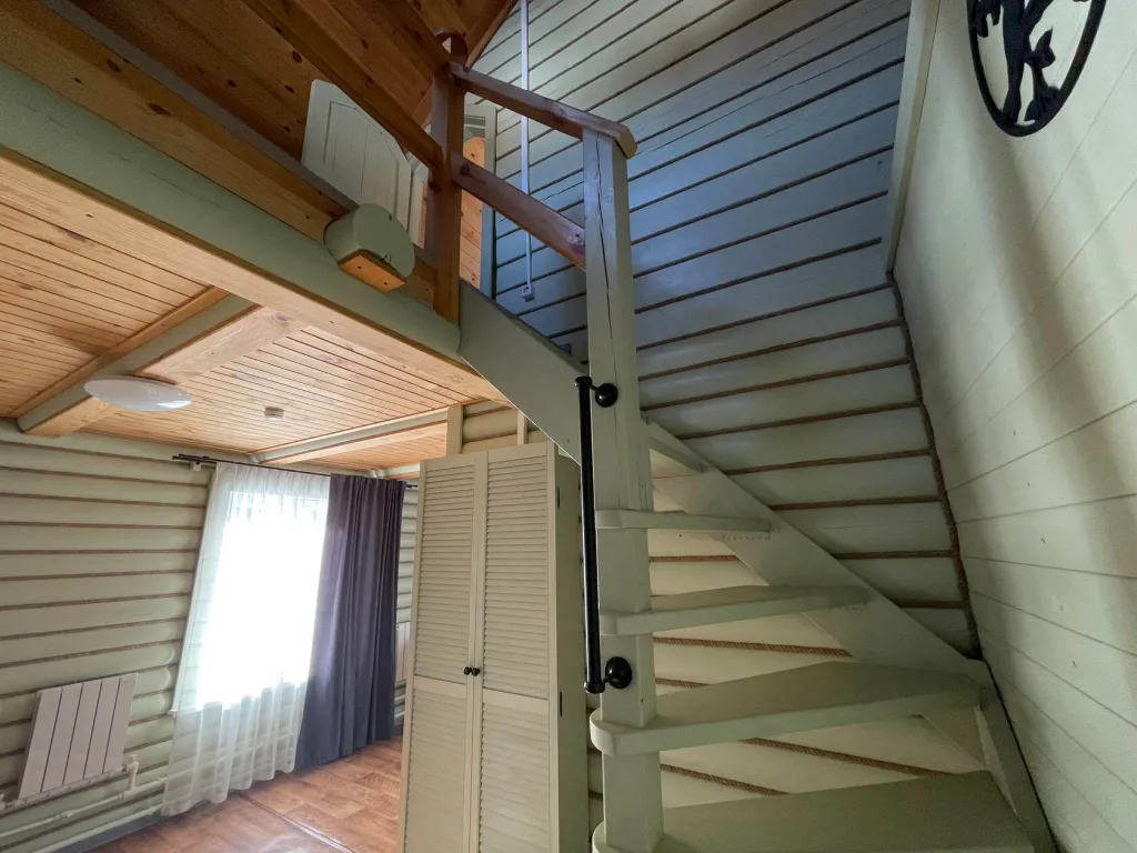 Коттедж у реки