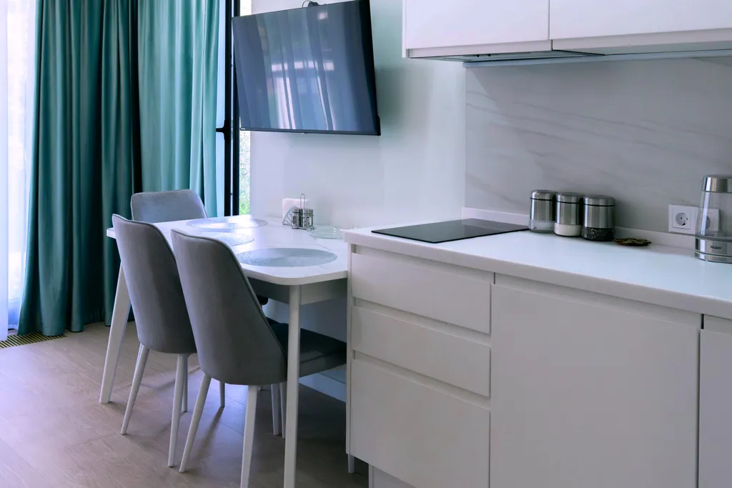 Лазурные апартаменты на берегу моря в отеле Лучезарный Резорт 4