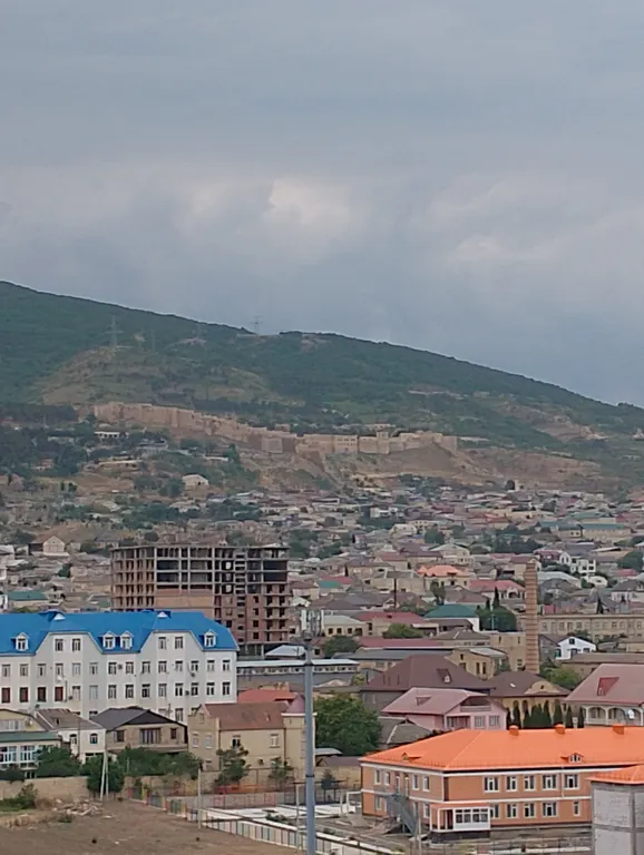 Квартира с видом на Крепость Нарын Кала