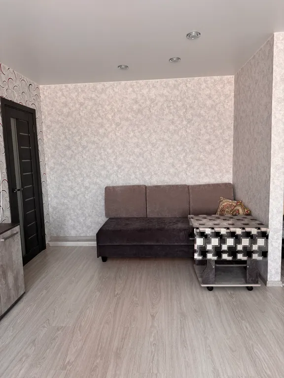 Квартира-студия двухкомнатная в центре города с видом на набережную