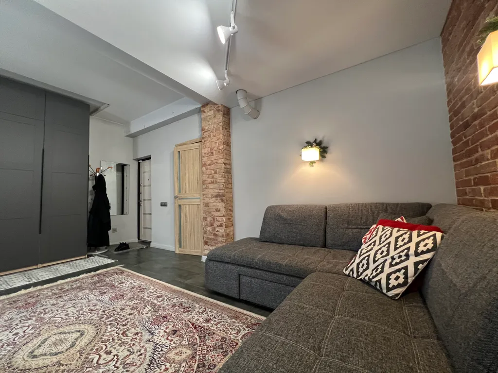 Апартаменты  с террасой с видом на горы в самом центре курорта Красная