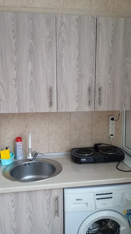 Уютная студия с видом на гору Железную и каскадную лестницу