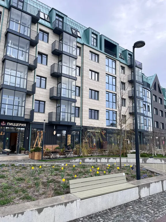 Центр города, квартира на набережной у Рыбной деревни