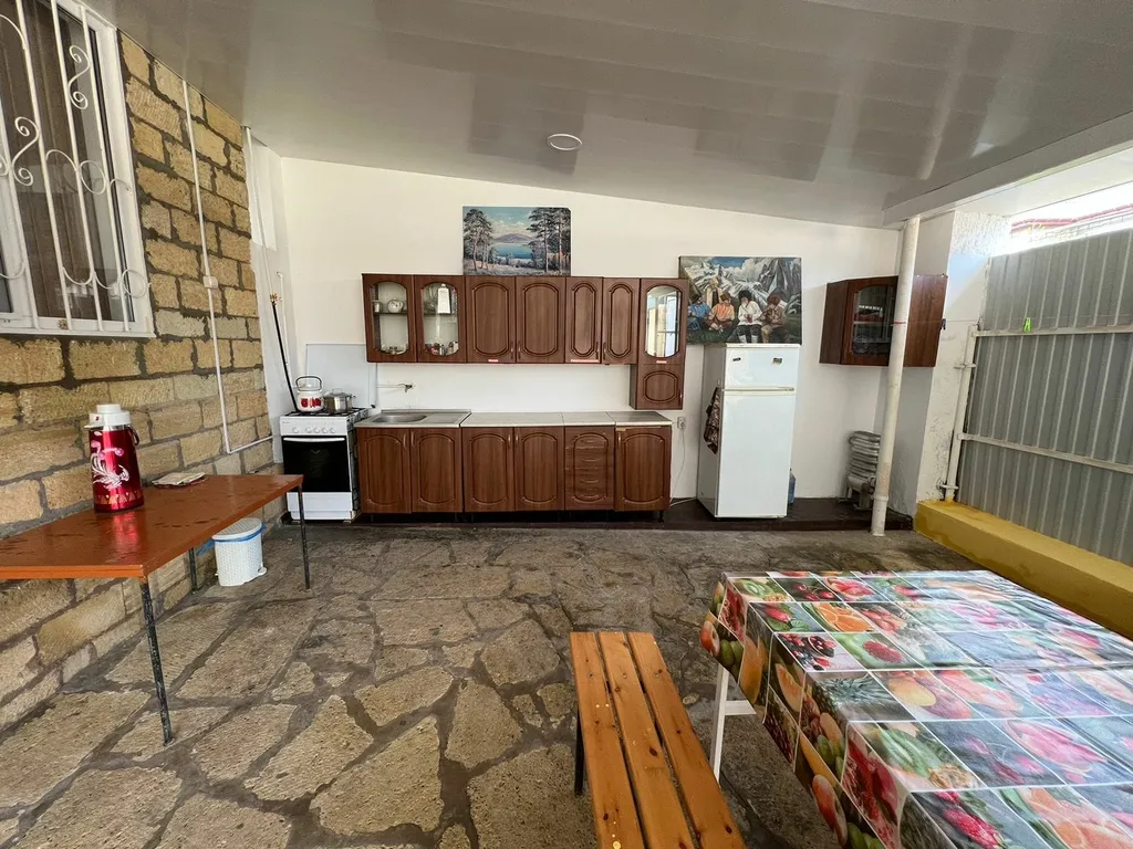 Уютная дача рядом с берегом моря