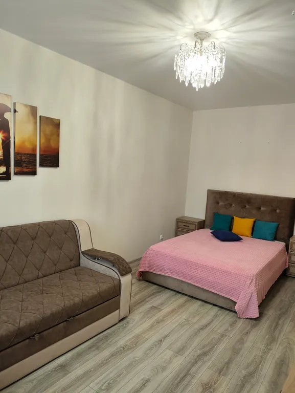 Уютная квартира в предгорье - окна на бассейн