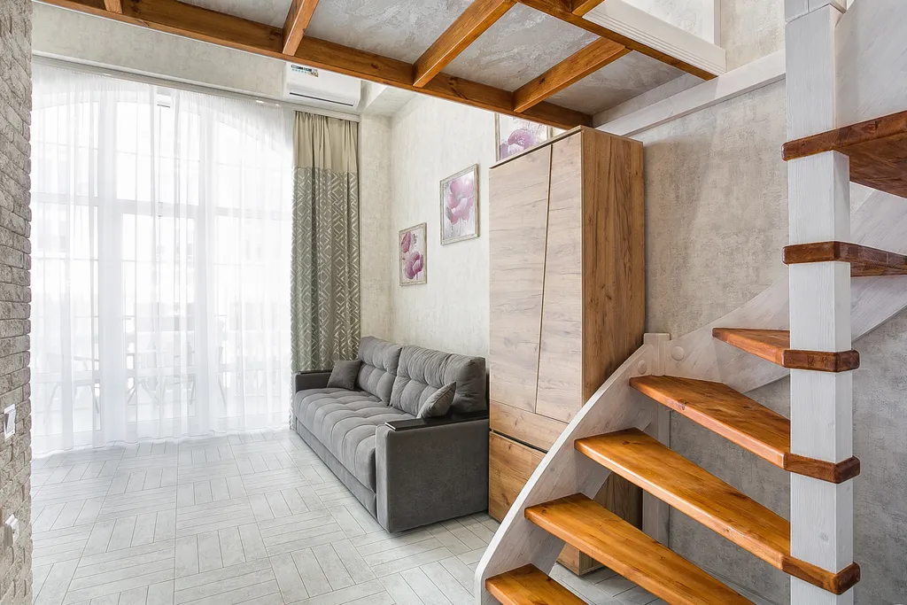 Новая двухуровневая студия в Алупке