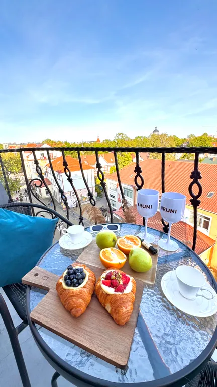 Квартира Апартаменты Loft в центре 50 м. от моря — Зеленоградск