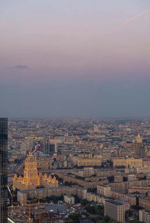 Роскошный апартамент на 81 этаже с ванной у окна и великолепным видом