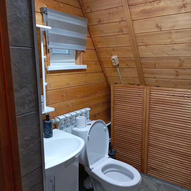 Коттедж Уютный домик с банным чаном — Глазово