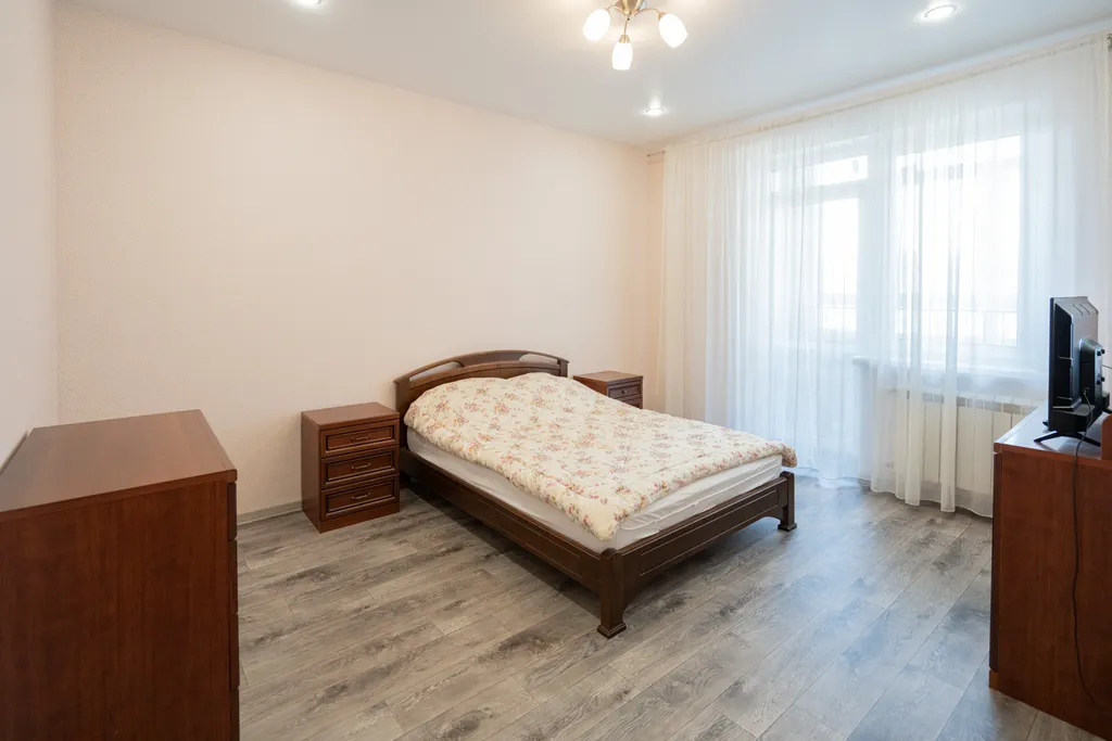 Просторная квартира рядом с метро Буревестник — аренда посуточно в Нижний Новгород