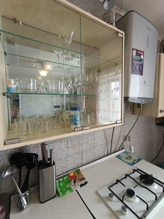 Двухкомнатная квартира район 15 шахты