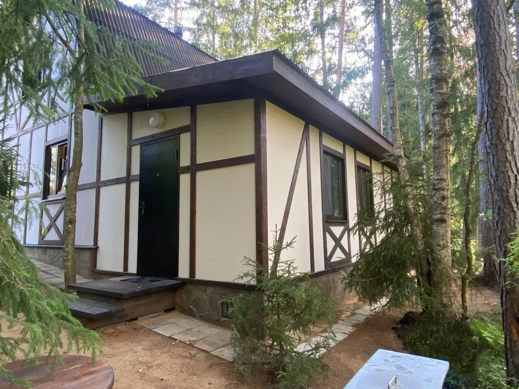 Уютный флигель у озера Большое Борково