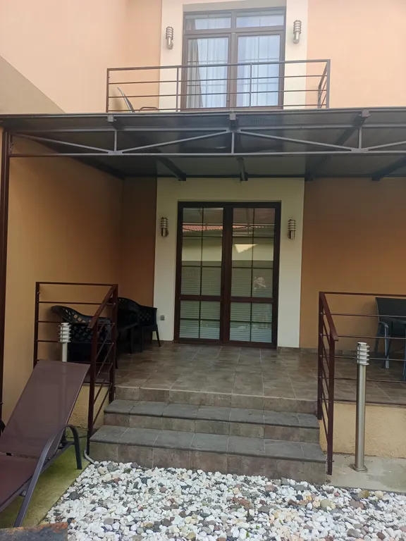 Уютный танхаус вблизи моря