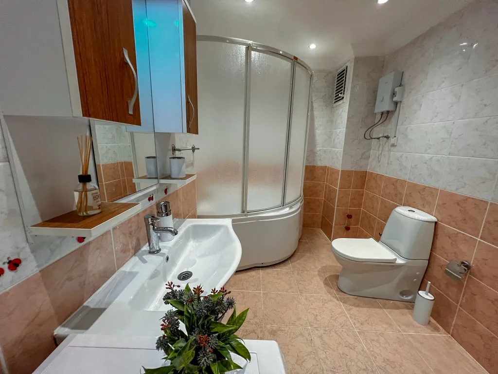 Аланья, пляж Клеопатра - 7 минут! 120 кв. метров, 4 комнаты.