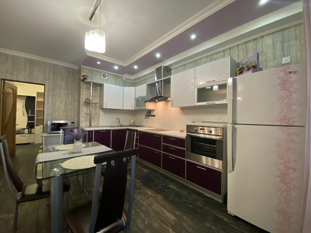 Просторный апартамент для действительно большой семьи