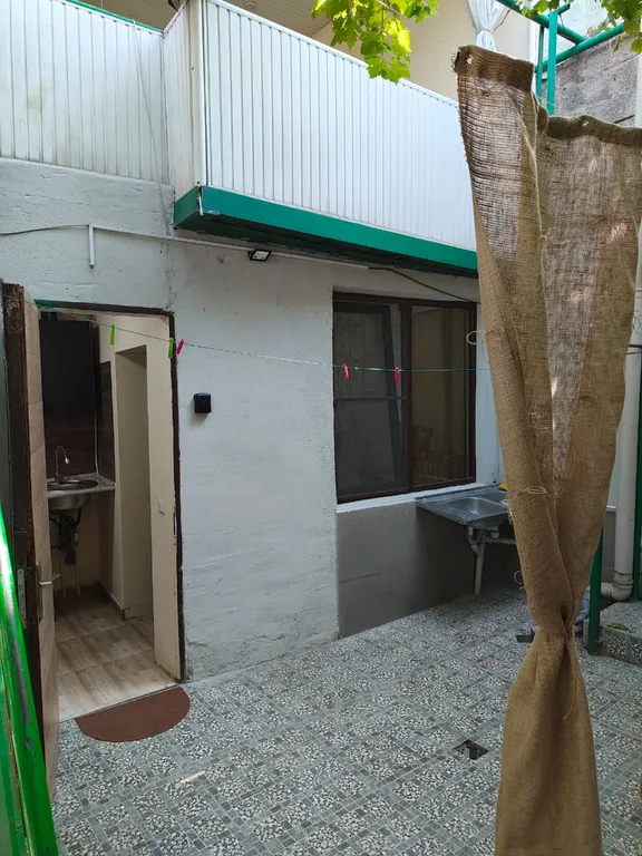 Маленький, частный дом в центре Еревана