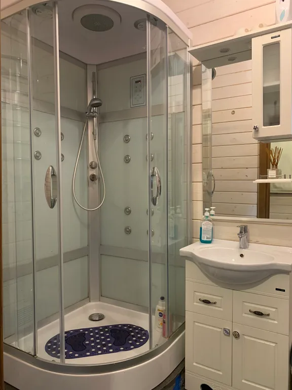 Дом у озера