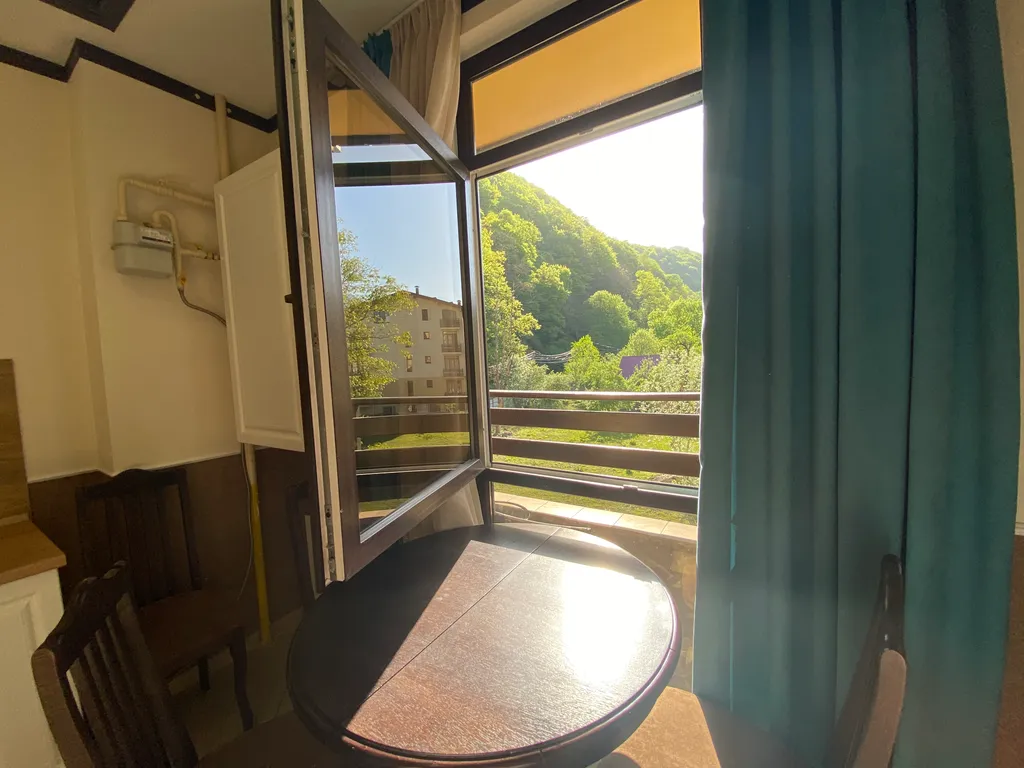 Квартира напротив подъёмника