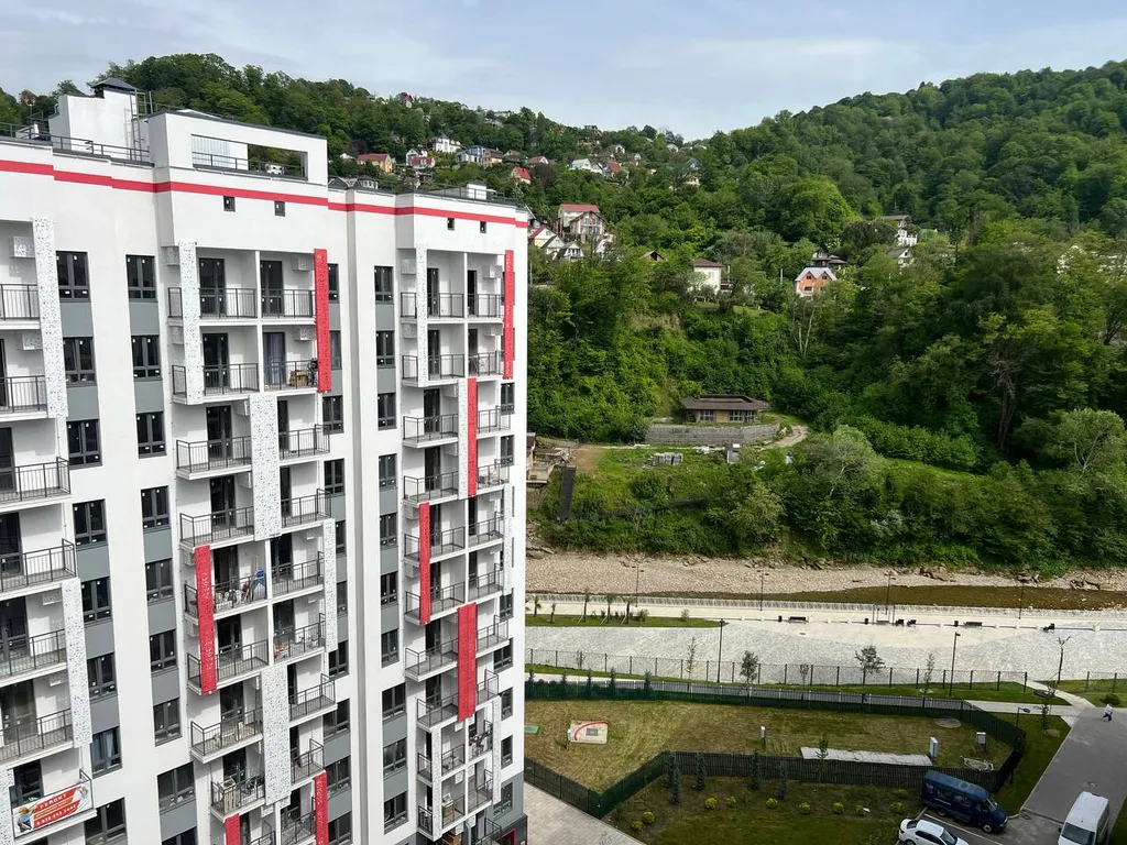 Четырехместные апартаменты с видом на реку