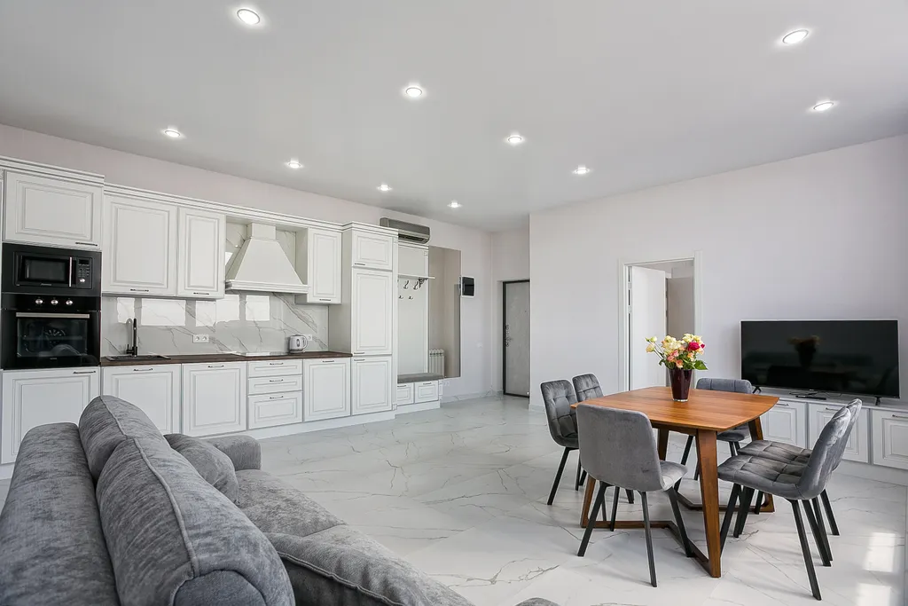 Апартаменты с двумя спальнями с бассейном на территории