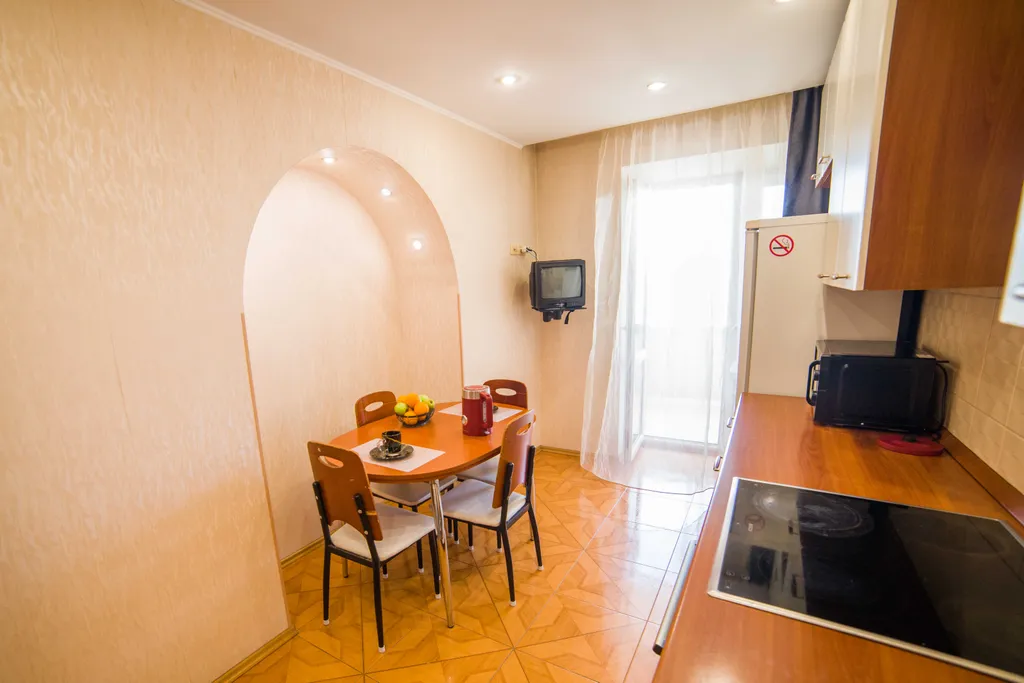 Квартира 2-комнатная просторная квартира в центре — Хабаровск