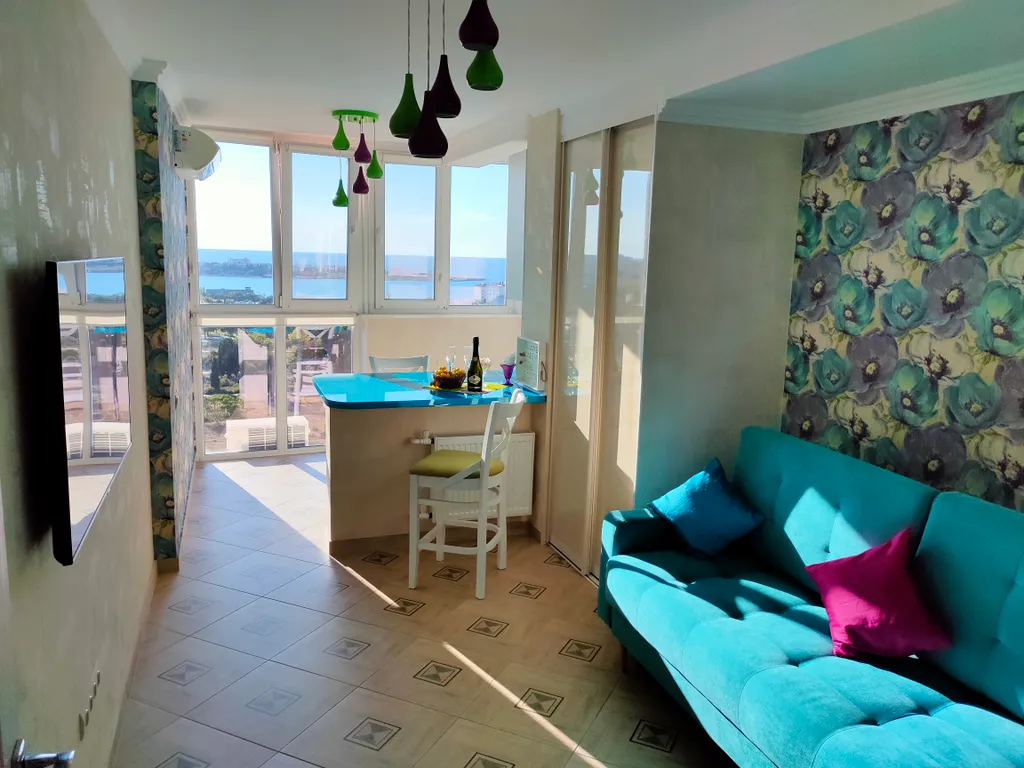 Квартира Очень красивая квартира с великолепным видом на море и парк — Севастополь