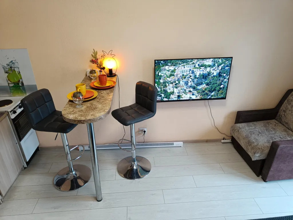 Студия в частном доме в центре города