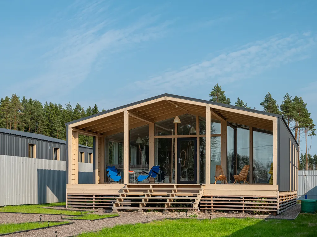 Уютный семейный дом с камином