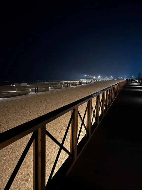 Квартира Уютная, комфортабельная 3-комнатная квартира — Махачкала