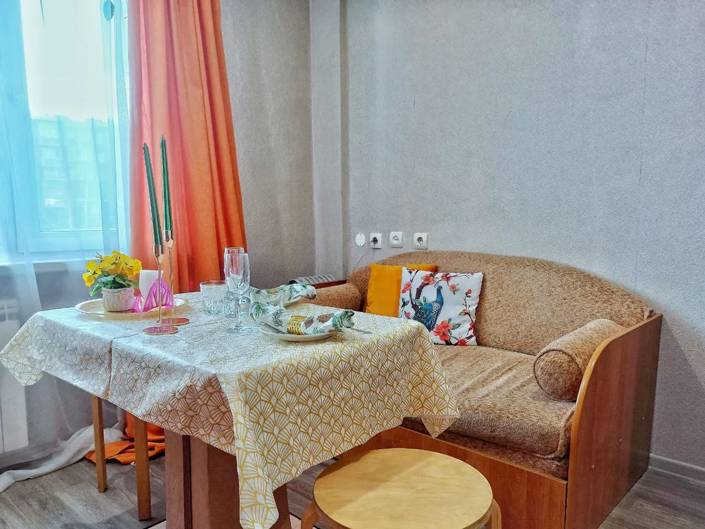 1-к квартира до 6 гостей около рынка Новый