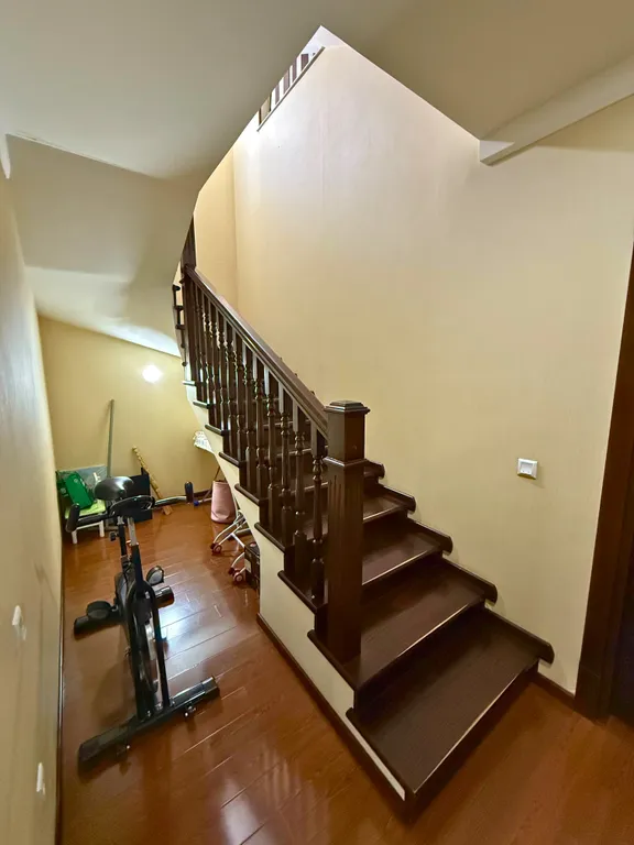 Танхаус рядом со множеством ресторанов