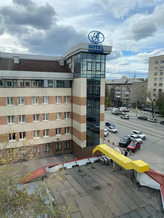 Комната в общежитии коридорного типа