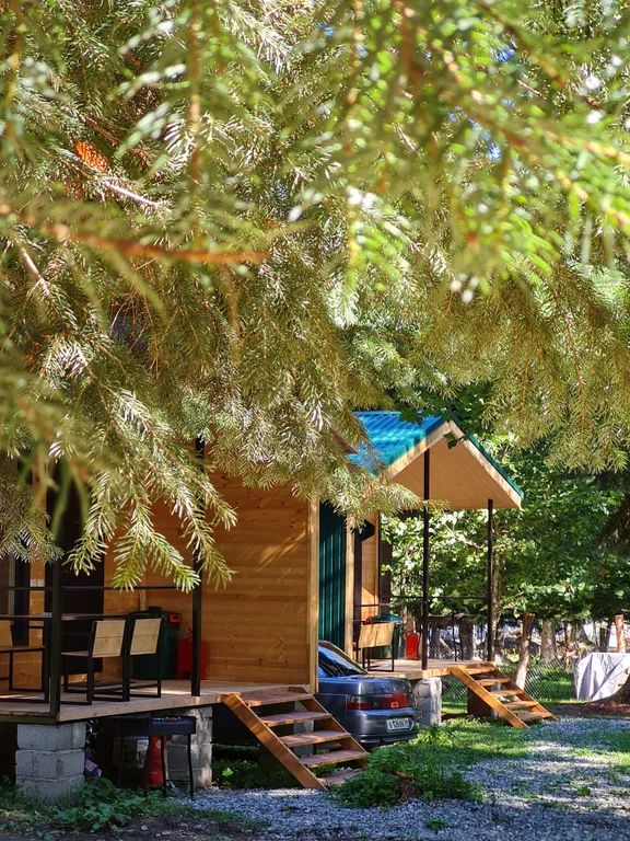 Коттедж Коттедж Шале среди высоких елей и сосен — Архыз