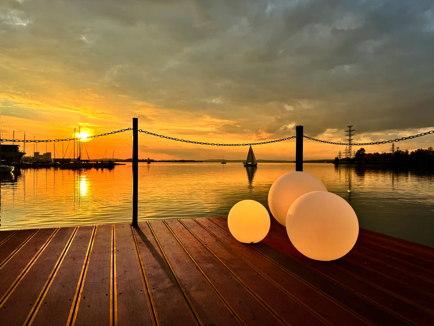 Фото