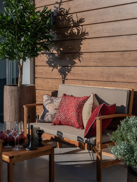 Уютный коттедж "Гранат" с бассейном и мангальной зоной