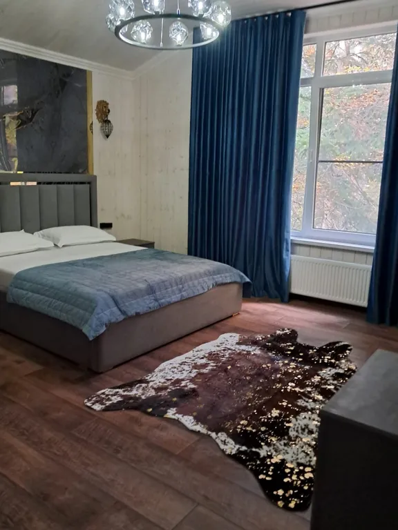 6-комнатный Дом