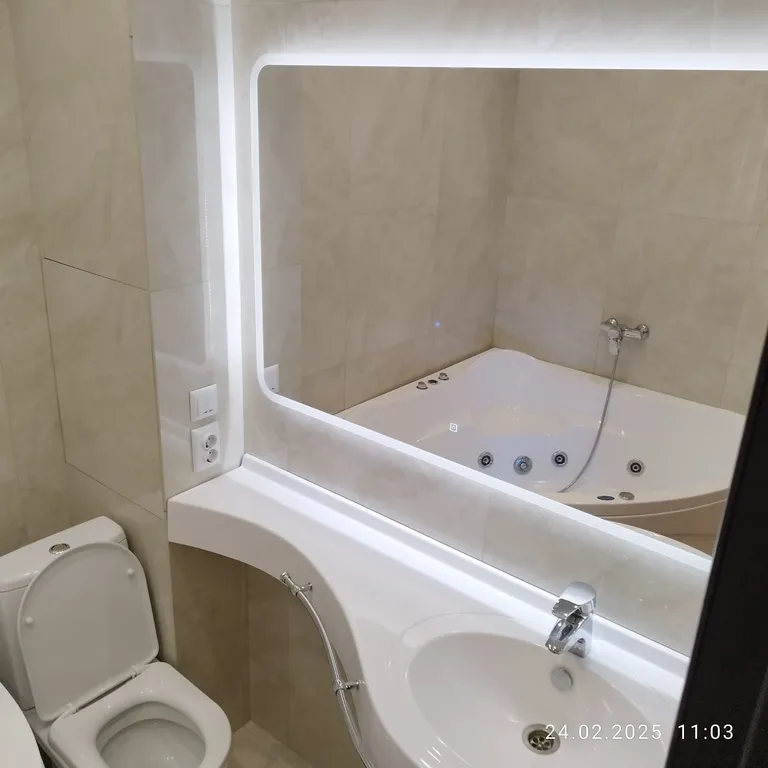 Уютная квартира с джакузи в высотке