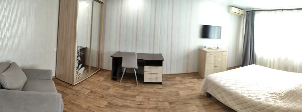 Большая, светла квартира, в тихом районе