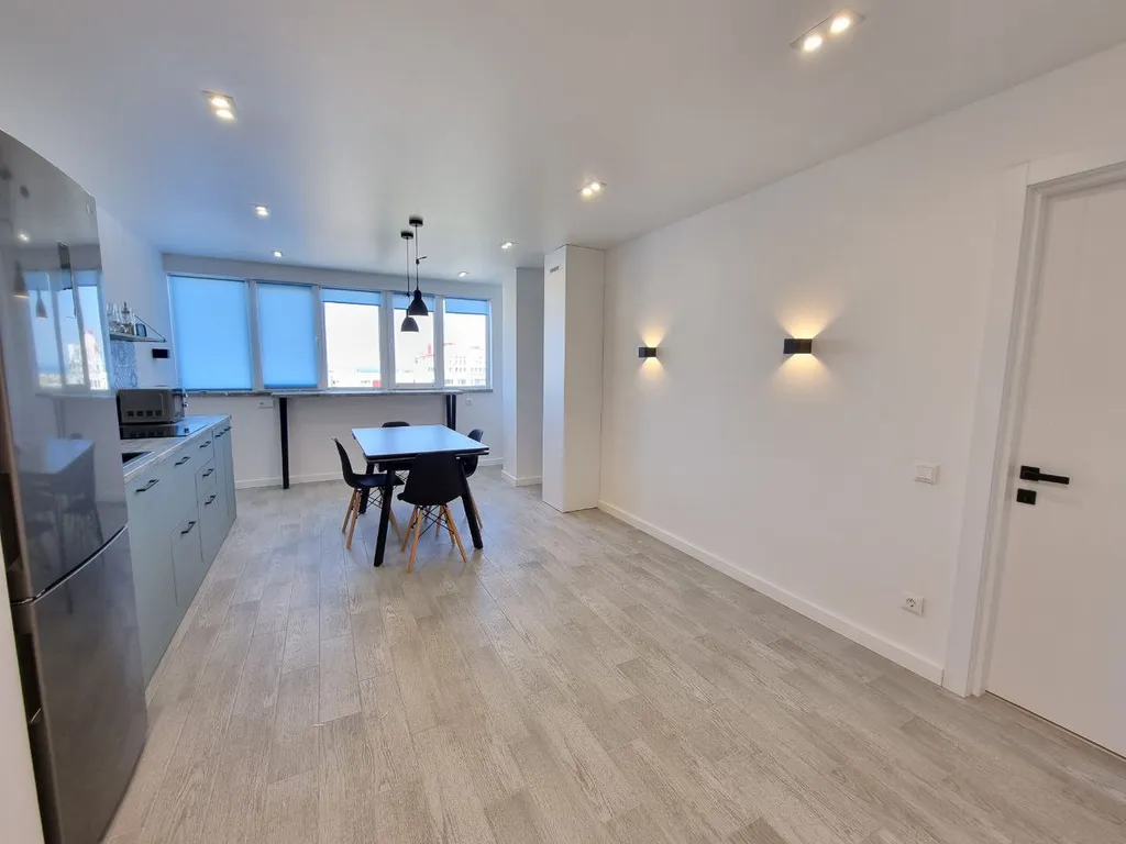 Супер видовая новая двухкомнатная квартира у моря в парке Победы